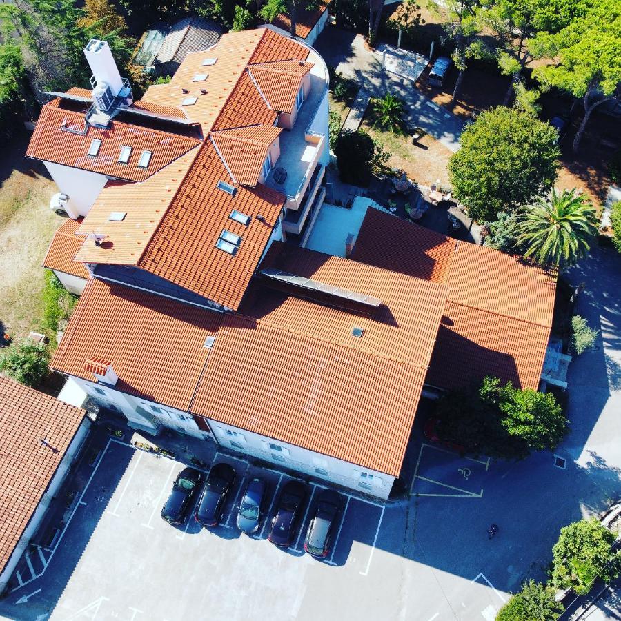 Hotel Minerva Medulin Exterior foto